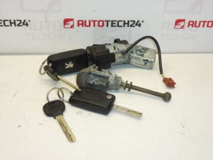Kapcsolódoboz, ajtózár és két Citroën Peugeot 4162EQ kulcs