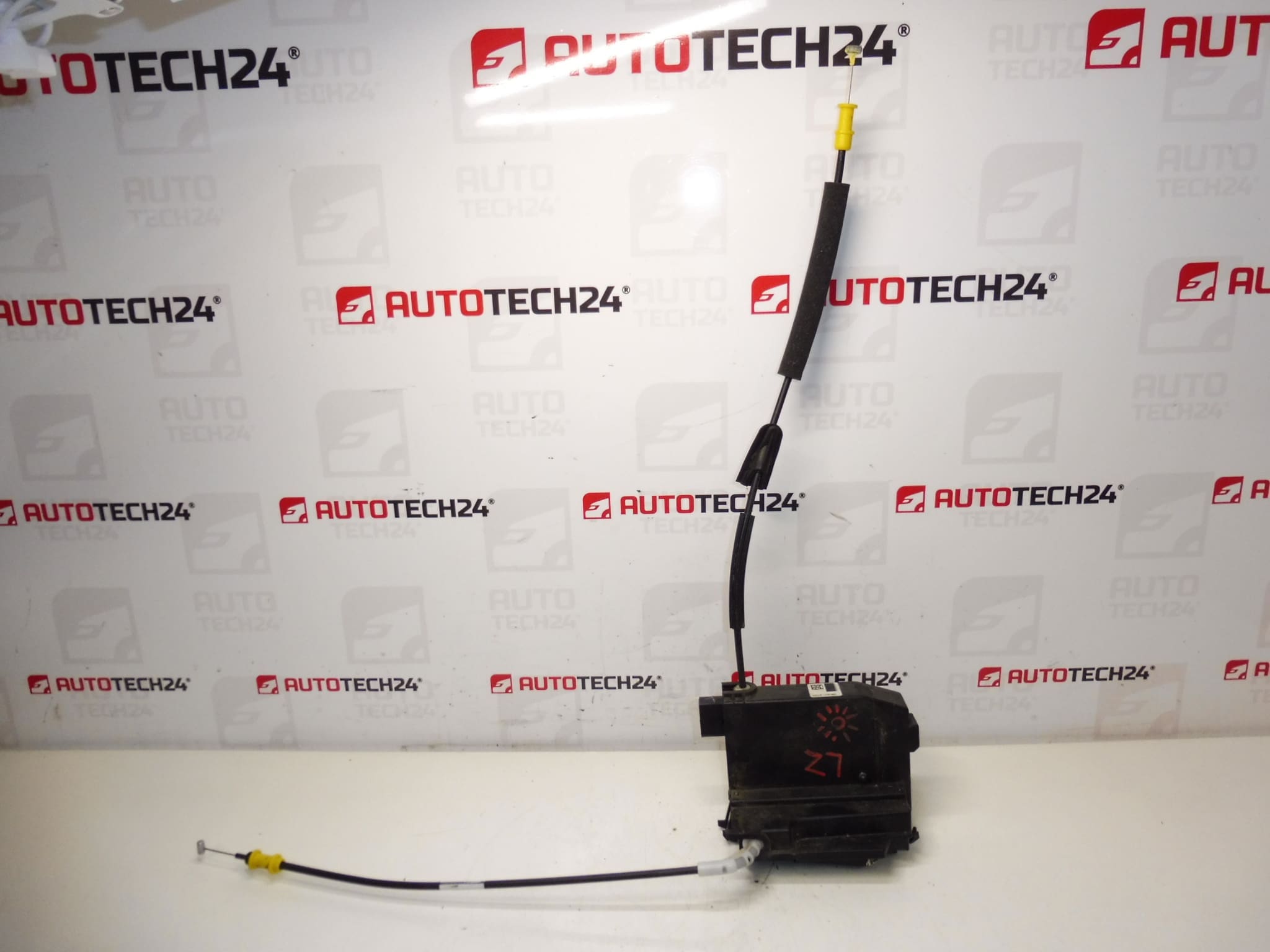 Bal hátsó utasoldali ajtózár Peugeot 308 T9 9826126080