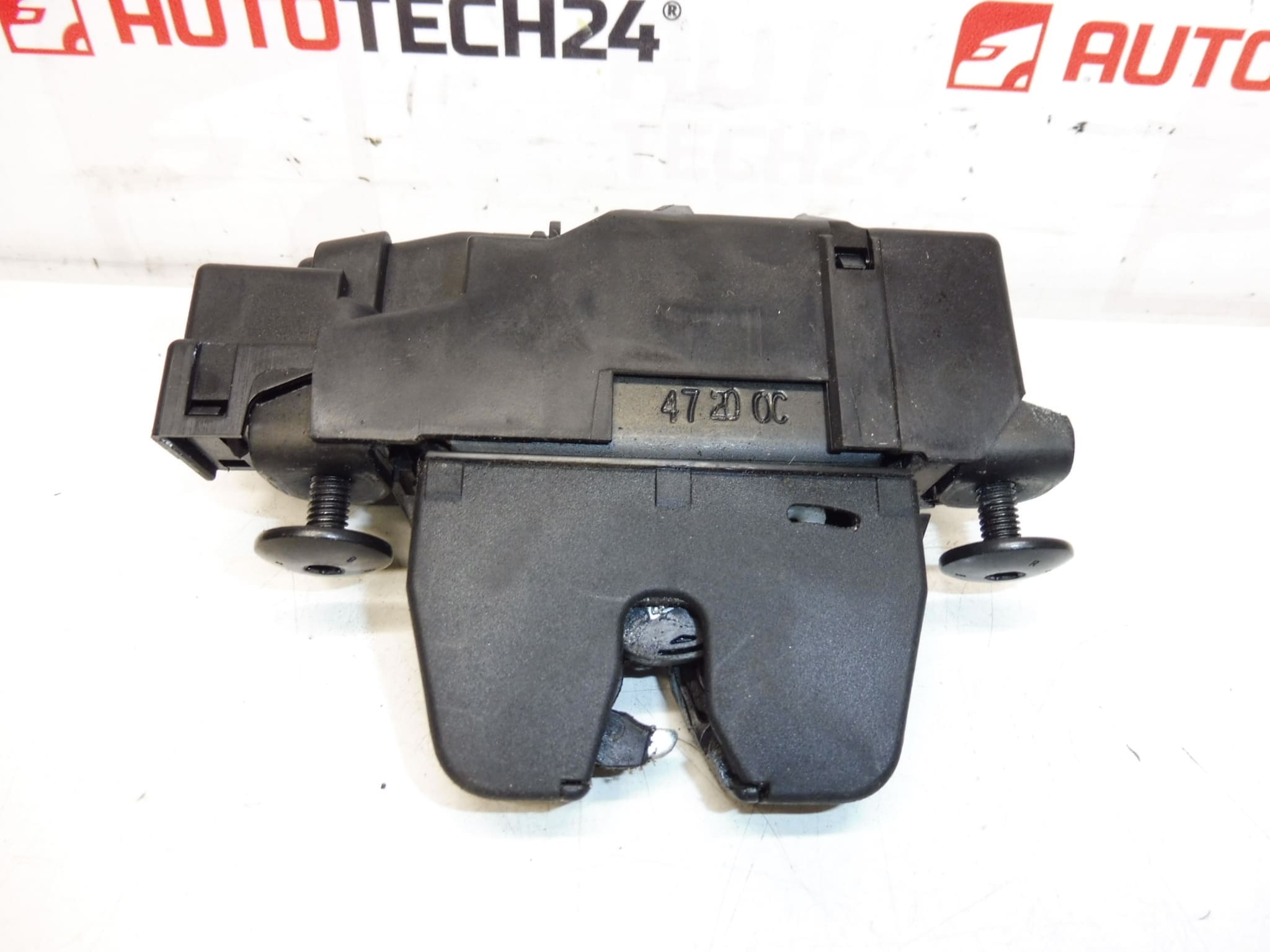 Citroen Peugeot csomagtérajtó zár 9816195380 - Image 2